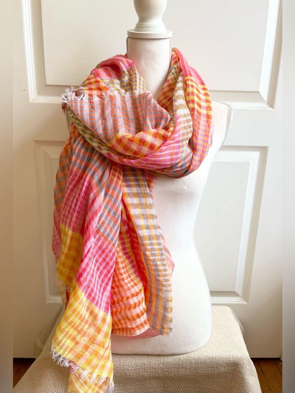 Traits Paris 100% Cotton Multicolor Plaid Fringe Scarf Wrap 68x62 Boho Autumn